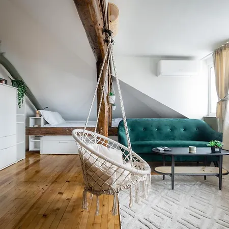 Sky-view With Cozy Boho Vibes By Flat Mаnager * София